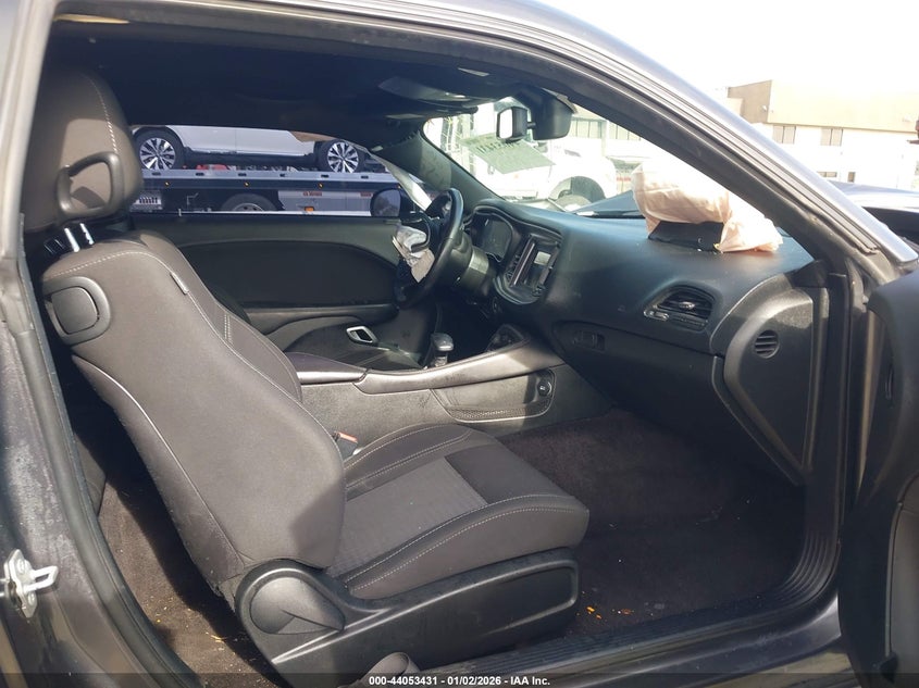 2018 Dodge Challenger Sxt