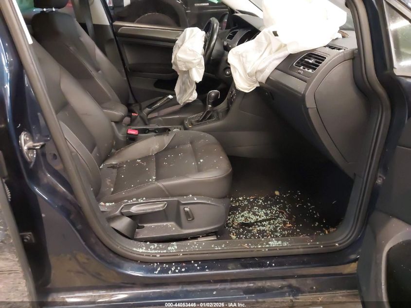 2015 Volkswagen Golf Tdi Se 4-Door