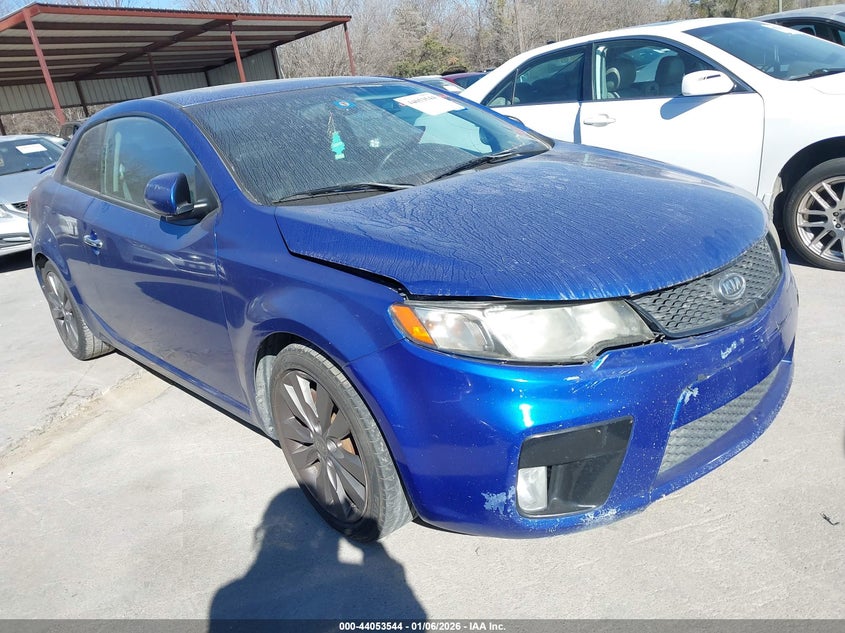 KNAFW6A3XC5612912 KIA FORTE KOUP Photo 1