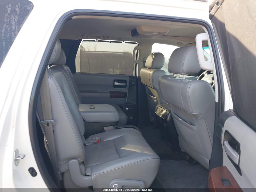 2012 Toyota Sequoia 5.7 Platinum 5.7L V8 white Lot 111044053753 Vin 5TDYY5G10CS043083