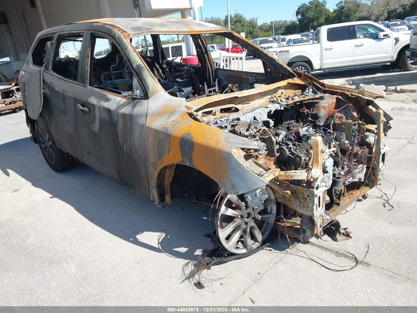 2014 Nissan Pathfinder S