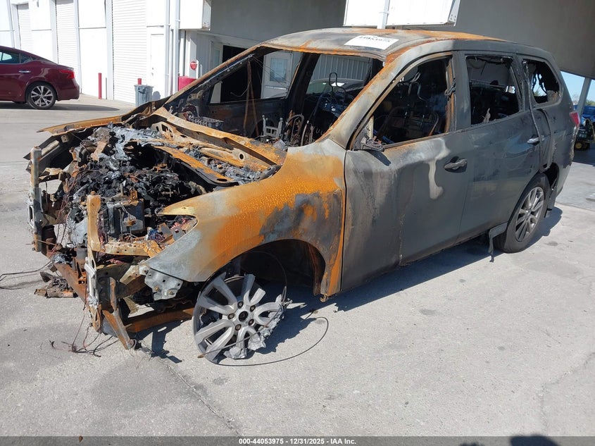 2014 Nissan Pathfinder S