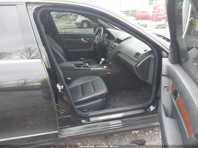 2011 Mercedes-Benz C 300 Sport