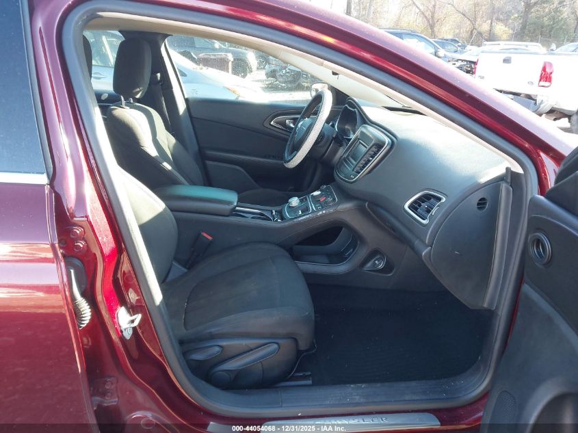 2016 Chrysler 200 Touring