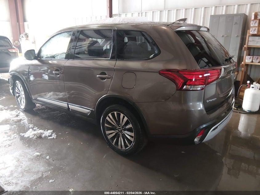 2020 Mitsubishi Outlander Es 2.4