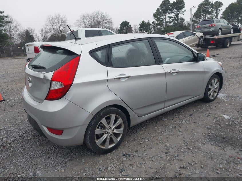 2012 Hyundai Accent Se