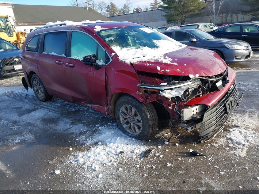 2022 Toyota Sienna Le