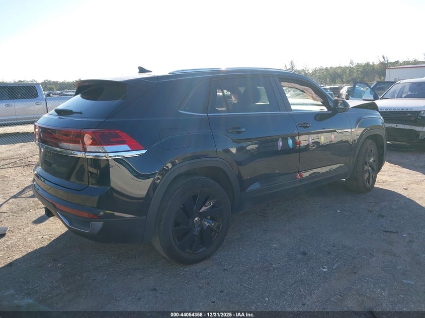 2024 Volkswagen Atlas Cross Sport 2.0T Se W/Technology