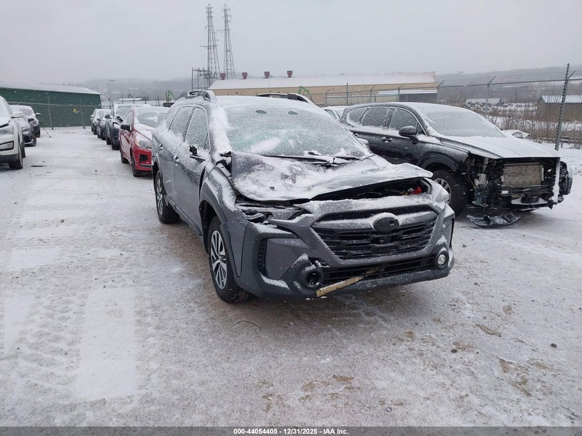 4S4BTACC7R3256977 2024 Subaru Outback Premium auction photo 1