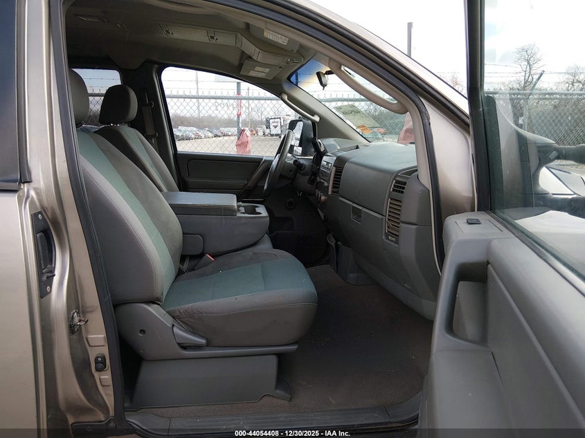 2006 Nissan Titan Xe