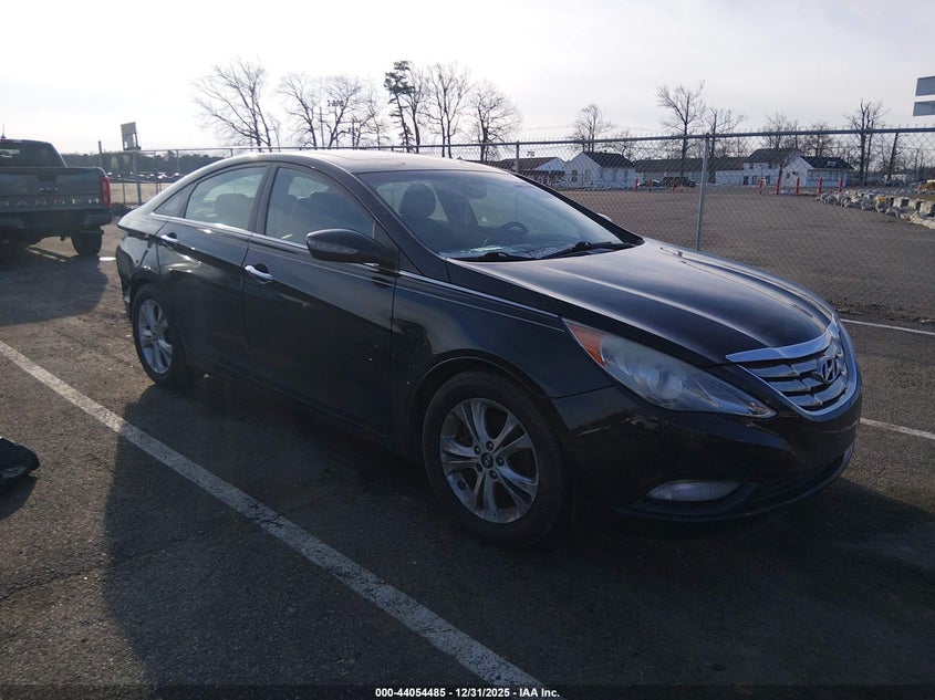 5NPEC4AC1BH221027 2011 Hyundai Sonata Limited auction photo 1