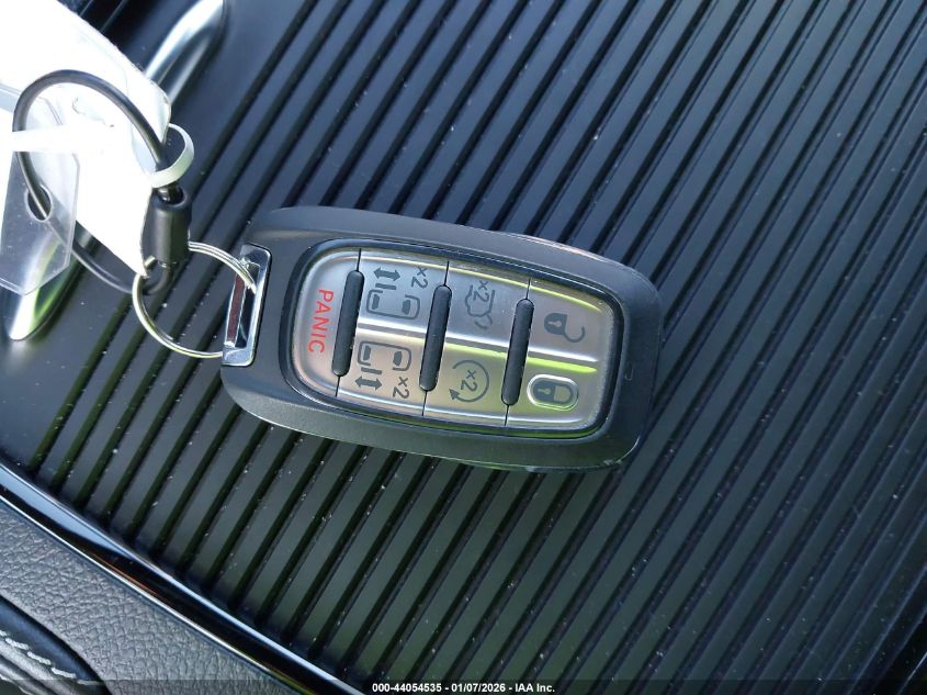 2025 Chrysler Pacifica - 2C4RC1GG4SR515132