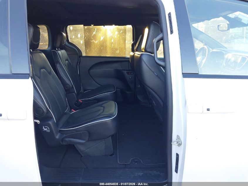 2025 Chrysler Pacifica - 2C4RC1GG4SR515132