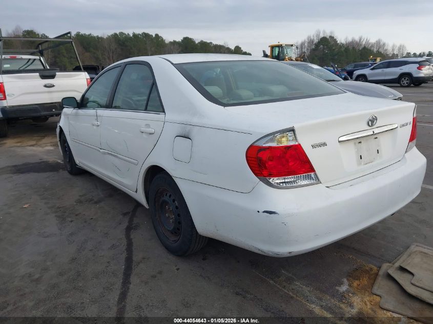 2005 Toyota Camry Le
