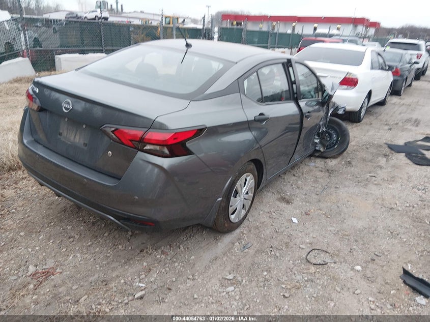 2024 Nissan Versa 1.6 S