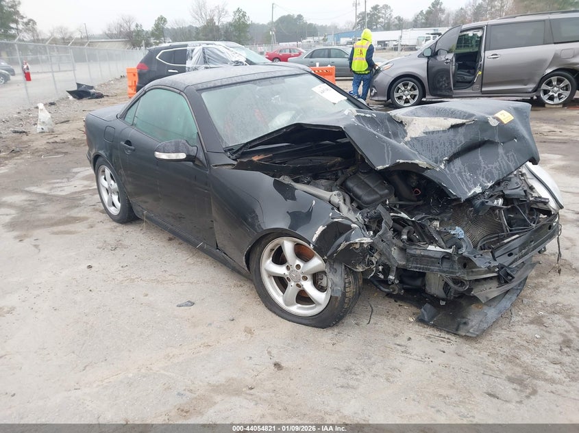 MERCEDES BENZ SLK 320 2003. Lot# 44054821. VIN WDBKK65F53F278279. Photo 1