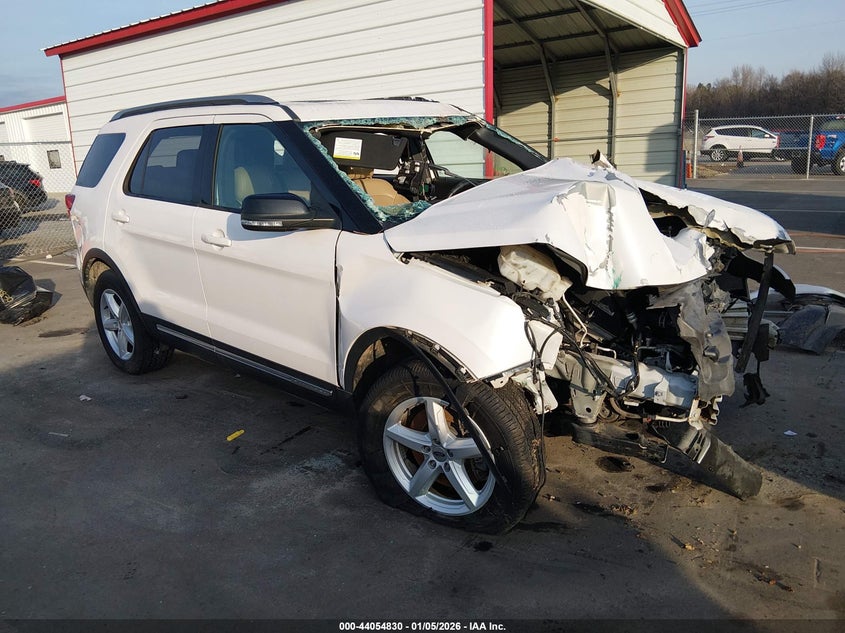 1FM5K8D86HGC08090 2017 Ford Explorer Xlt auction photo 1