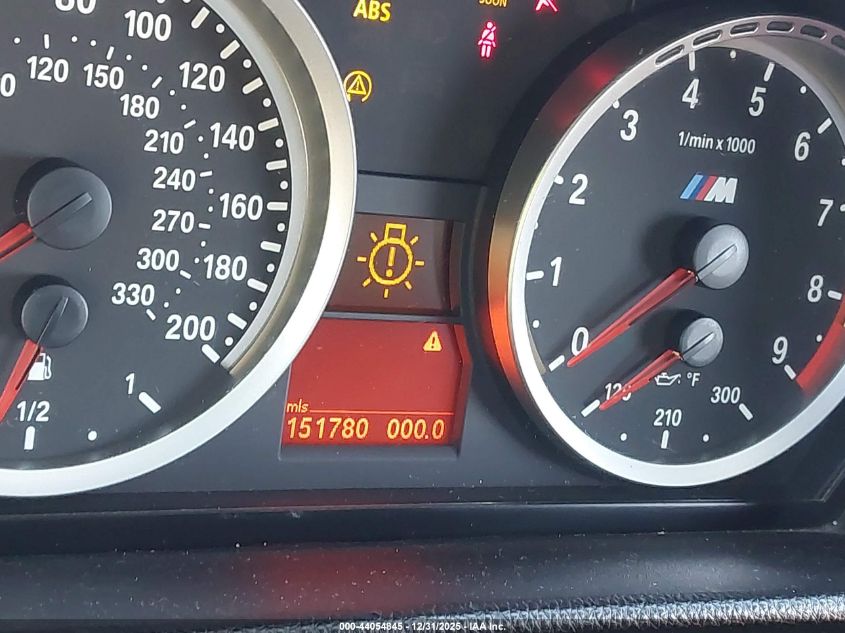 2011 BMW M3 VIN: WBSKG9C5XBE645916 Lot: 44054845