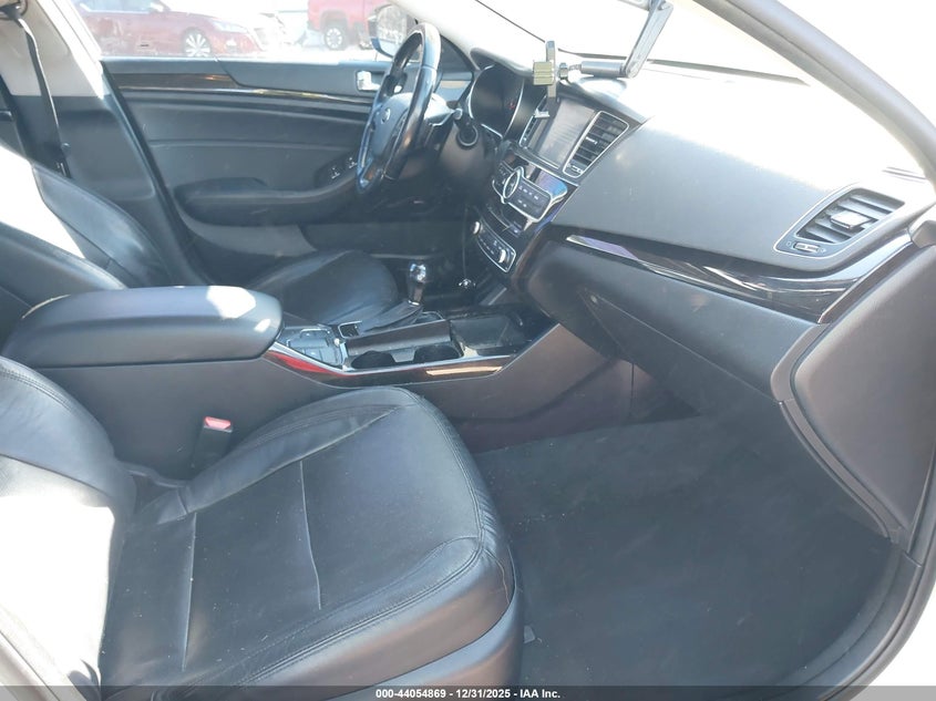 2015 Kia Cadenza Premium