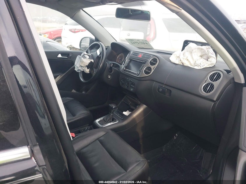 2010 Volkswagen Tiguan Se