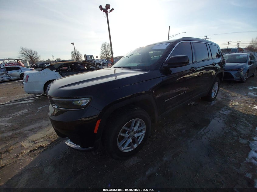 2023 Jeep Grand Cherokee L Laredo 4X4