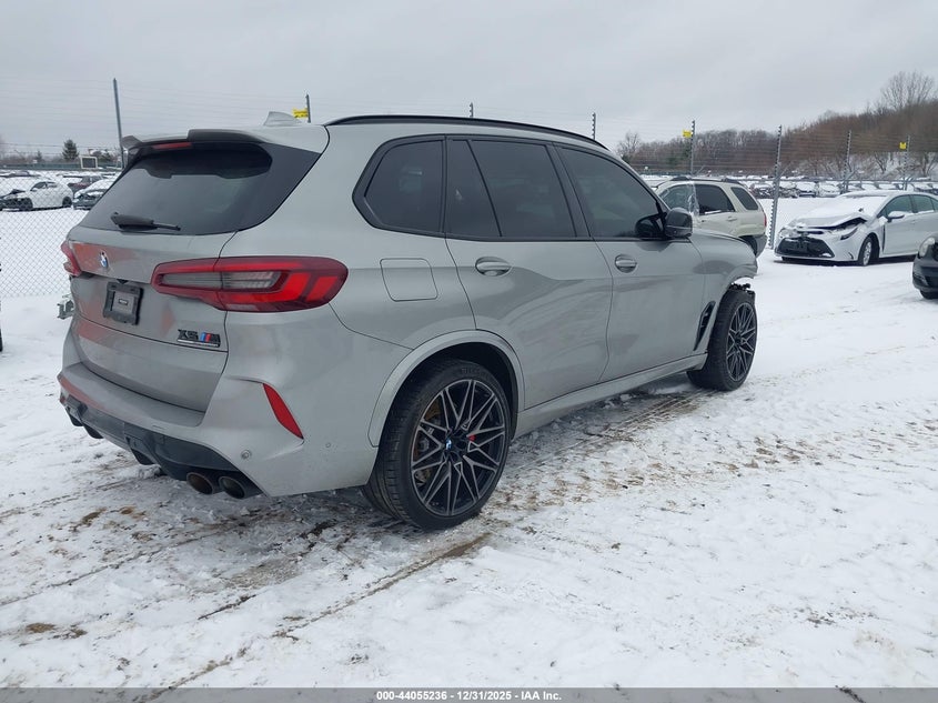 2022 BMW X5 M
