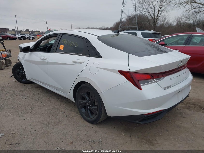 2022 Hyundai Elantra Sel