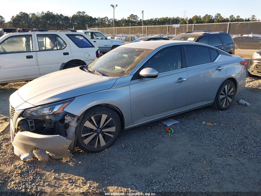 VIN 1N4BL4DV2MN410617 2021 NISSAN ALTIMA SV FWD