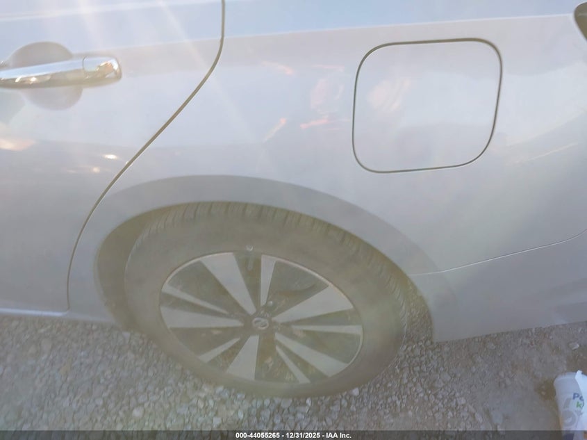 VIN 1N4BL4DV2MN410617 2021 NISSAN ALTIMA SV FWD