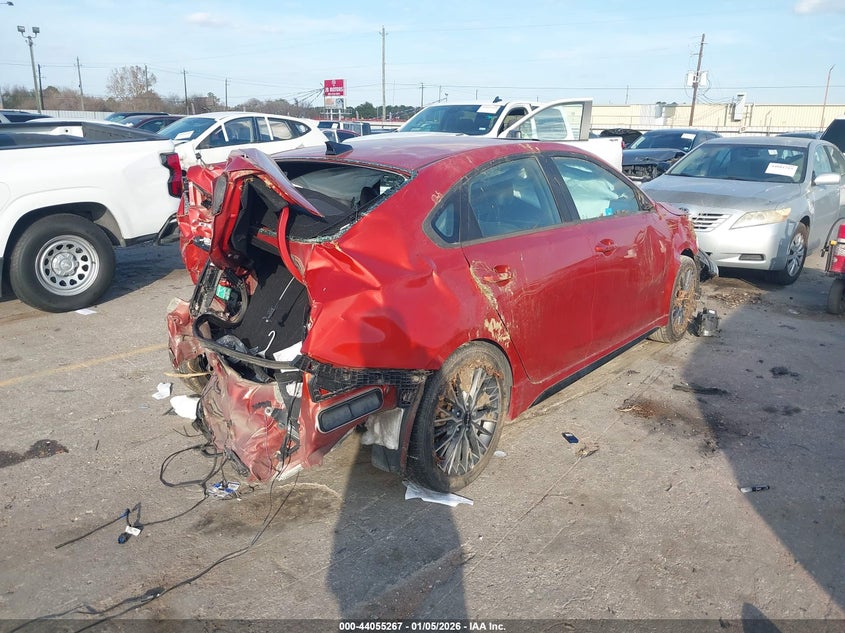 VIN 3KPF54AD9NE458333 2022 KIA FORTE GT-LINE