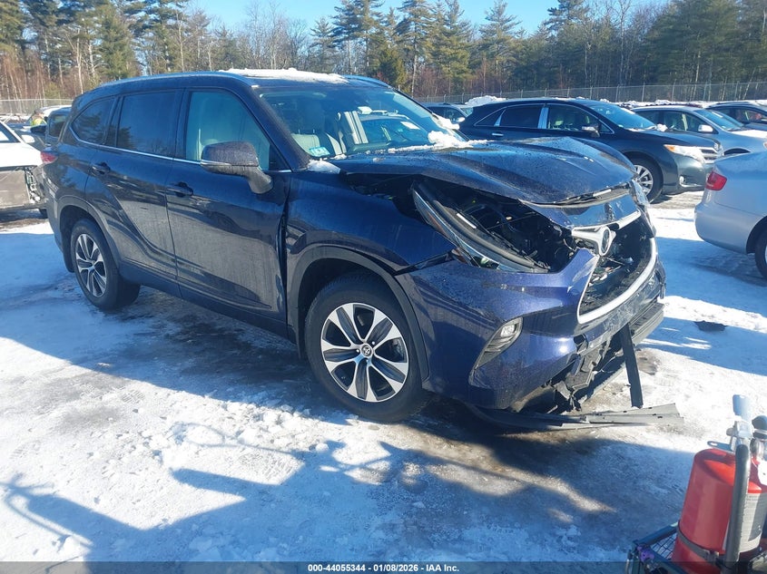 2021 Toyota Highlander Xle