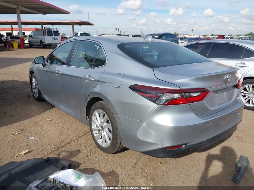 2021 Toyota Camry Le