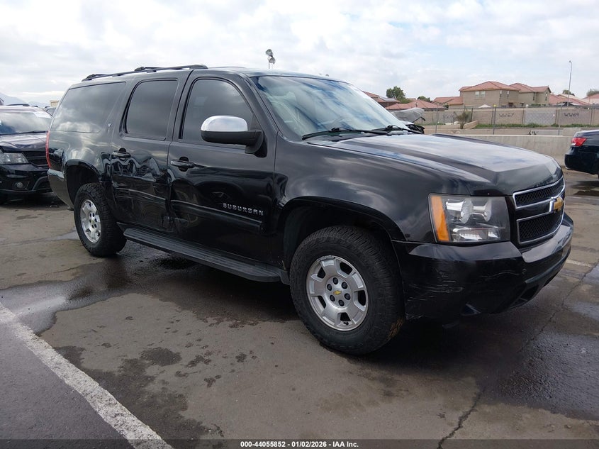 1GNSKJE7XCR283013 2012 Chevrolet Suburban 1500 Lt auction photo 1