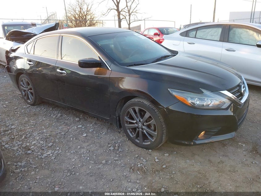 1N4AL3AP5JC145369 2018 Nissan Altima 2.5 Sr auction photo 1