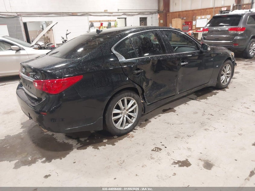 2014 Infiniti Q50 Premium