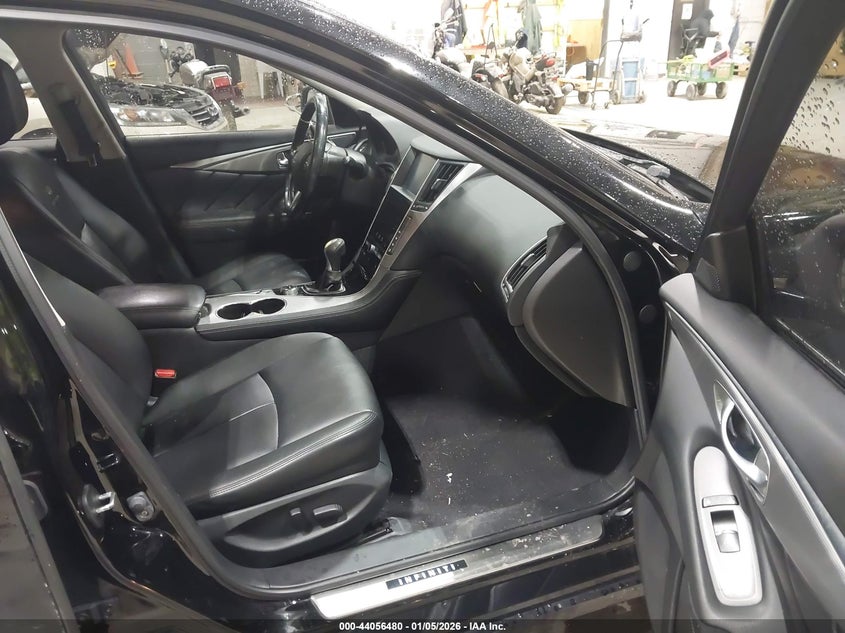 2014 Infiniti Q50 Premium