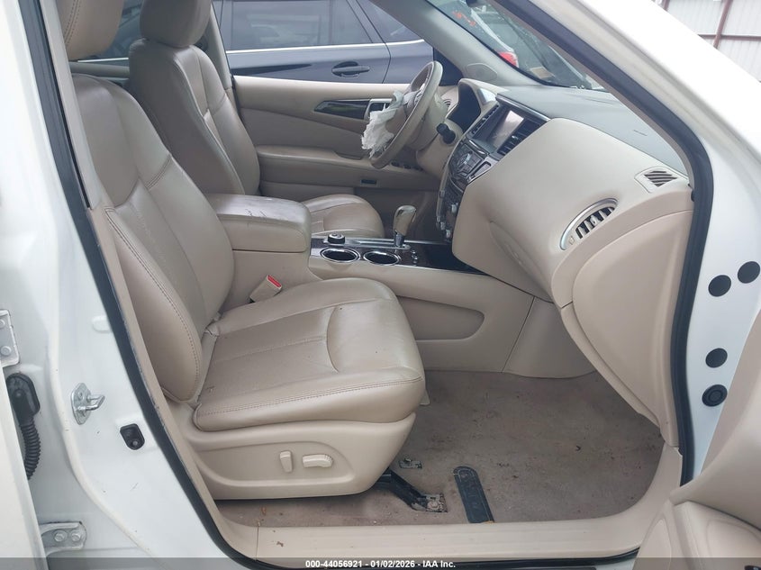 2015 Nissan Pathfinder Platinum