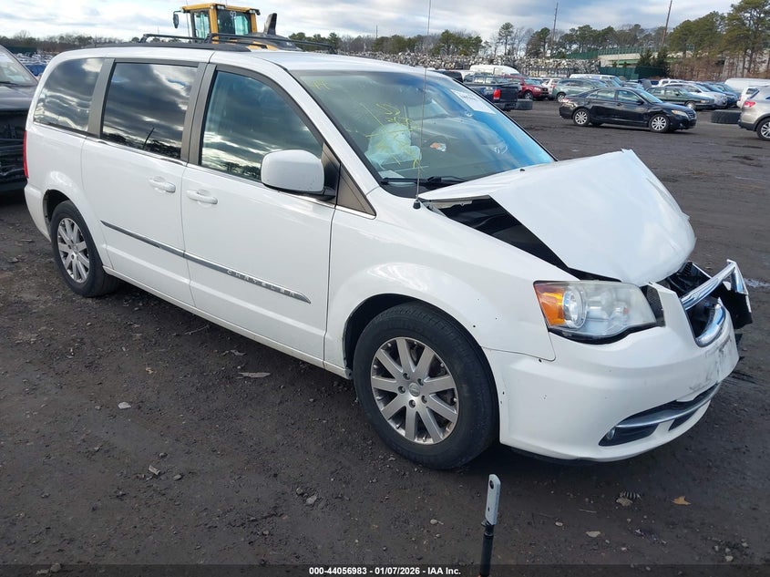 2013 Chrysler Town & Country Touring