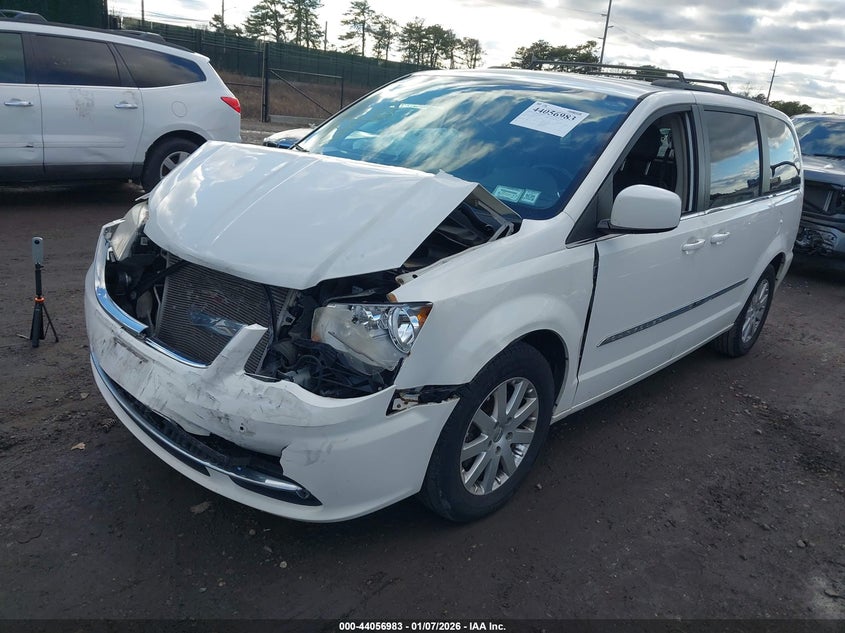 2013 Chrysler Town & Country Touring