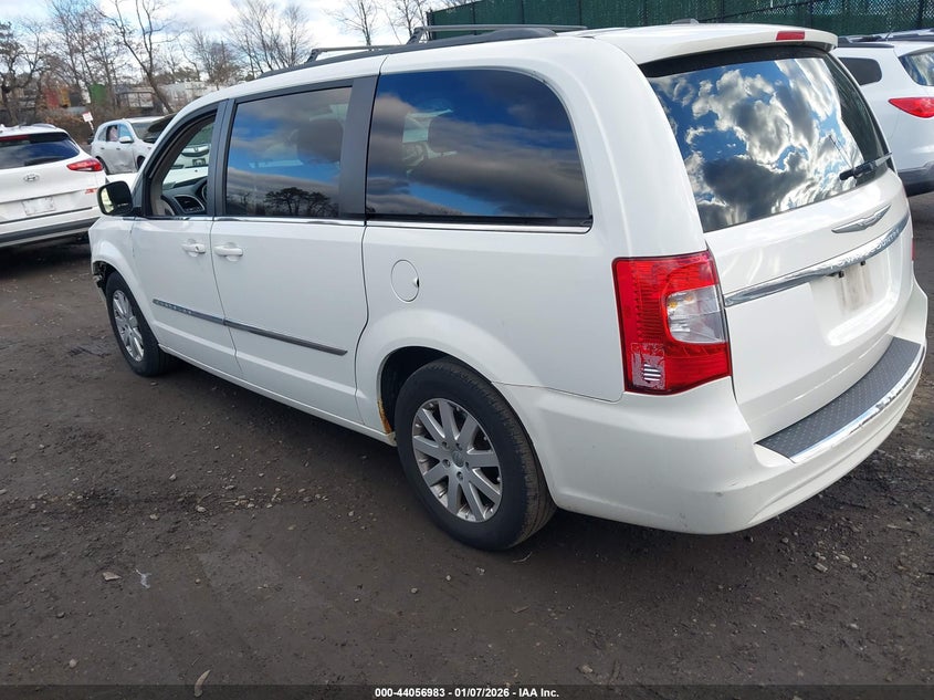 2013 Chrysler Town & Country Touring