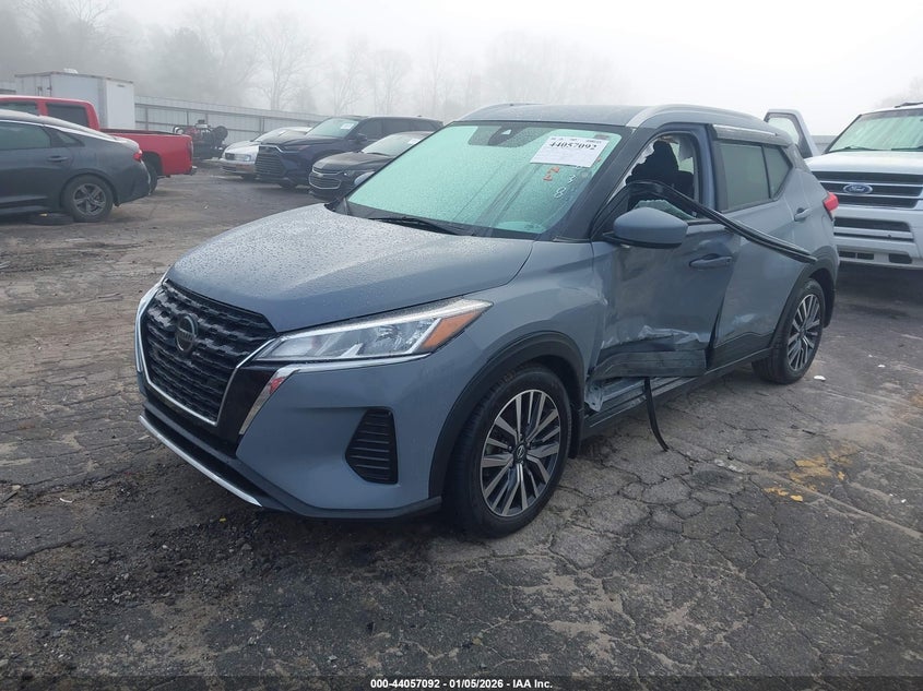 2021 Nissan Kicks Sv Xtronic Cvt