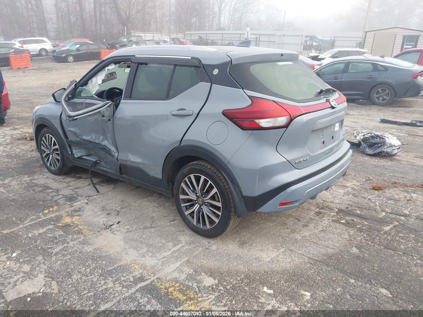 2021 Nissan Kicks Sv Xtronic Cvt