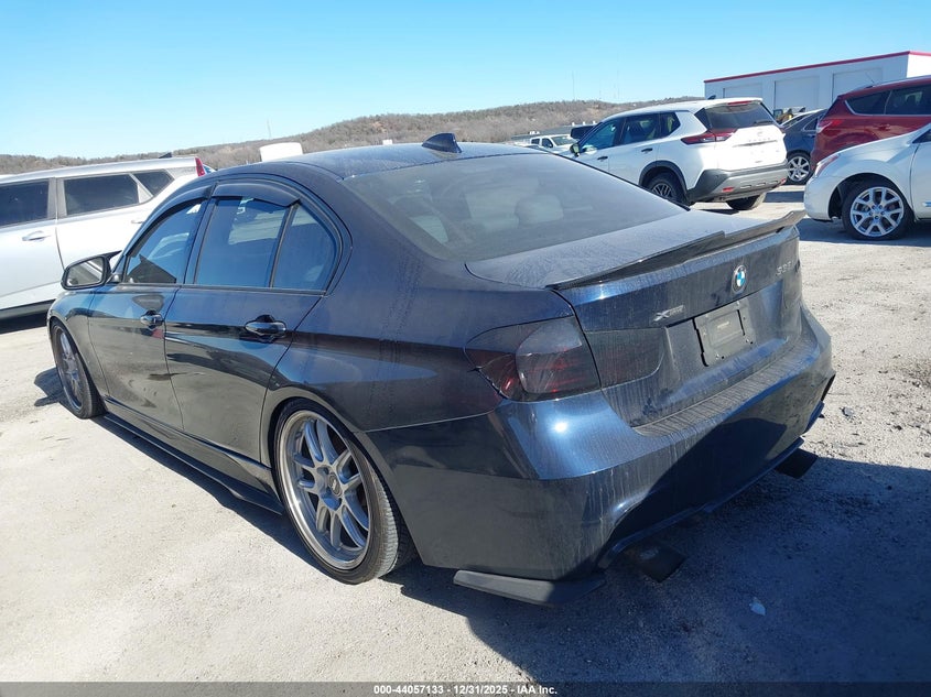 Vin: wba3b9c55df801137, lot: 44552916, bmw 335i xdrive 20133