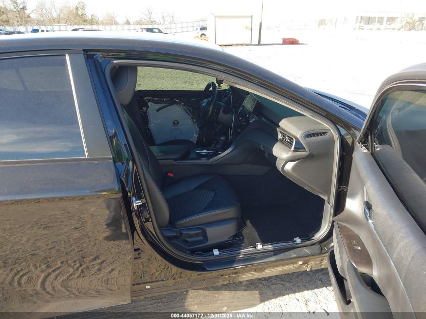 2022 Toyota Camry Se Nightshade Edition