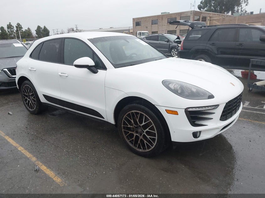 2015 Porsche Macan S