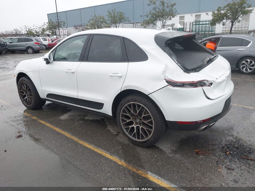 2015 Porsche Macan S