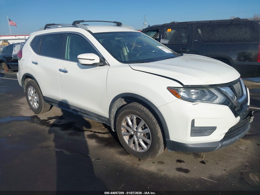 2017 Nissan Rogue Sv