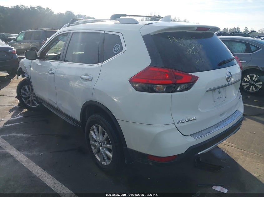 2017 Nissan Rogue Sv