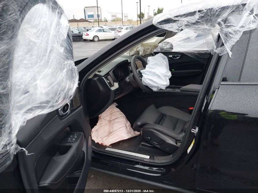 2025 Volvo Xc60 Plug-In Hybrid Ultra, T8 Awd Electric/Gasoline, Dark