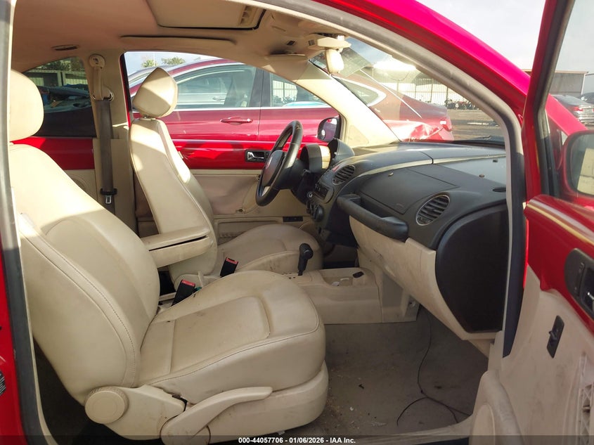 2006 Volkswagen New Beetle 2.5